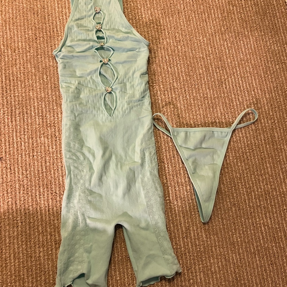 Poster girl Aqua Romper